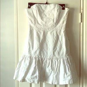 Strapless white dress lined Vinyard Vibes size 12